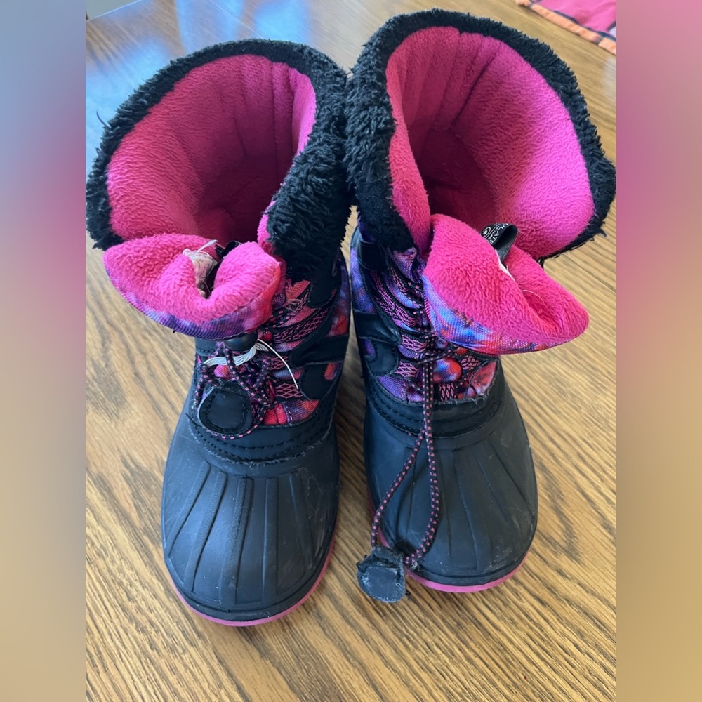 3M Thinsulate Size 1 Pink & Black Insulated Footwear Label